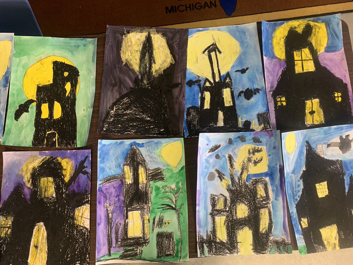 MrsFulmeksClass's tweet photo. The kids created oil pastel water colour resist haunted houses today. Will use them for some creative writing next week. https://t.co/EIo3sJobnl