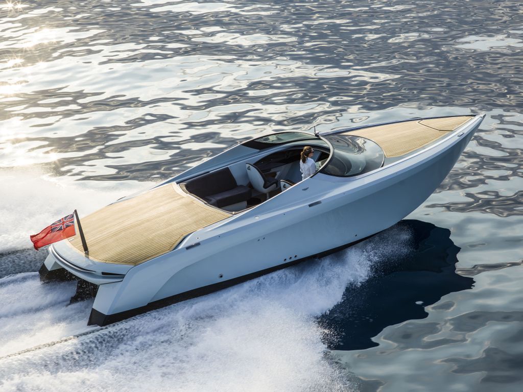 This is not a boat that looks like a car…. And nor is it a car that floats like a boat. The AM37 is a designer work of art the likes of which has never been seen on the water until now.
#AM37 #AstonMartin #Powerboat #DriveTheWaves