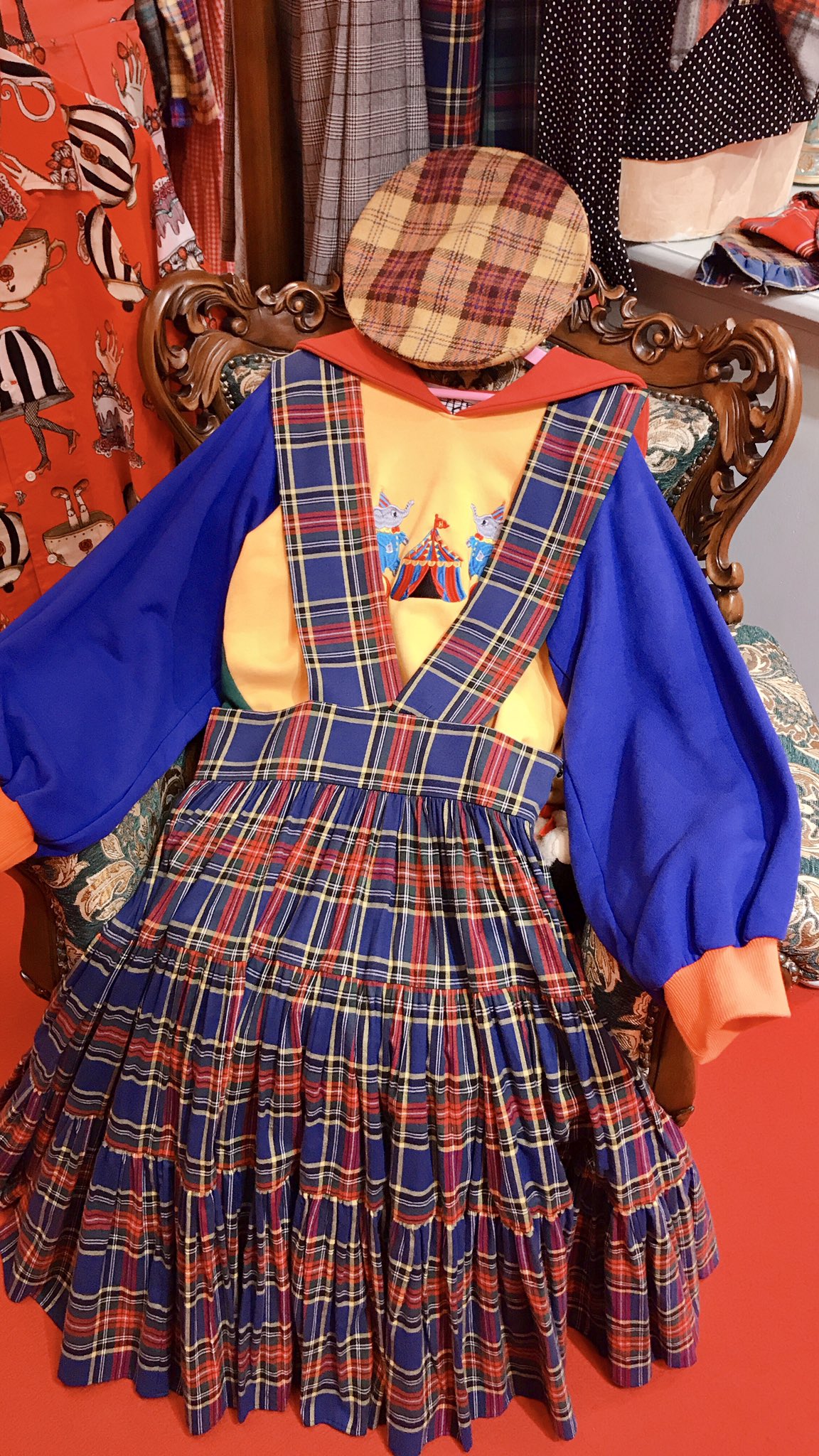 未開封heiheiヘイヘイ吊りリボンスカートレッド赤 HEIHEI 吊りスカートRED