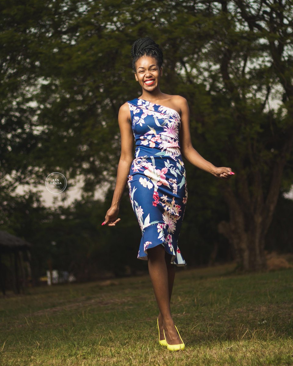 ken_banda_'s tweet photo. Hi Twitter, Support my new business by buying these dresses or retweeting this tweet.   I really need to raise funds to buy a fullframe camera 

I'm selling these dresses from UK at 25k each. 

Kindly retweet my clients might be on your TL https://t.co/akqtklCzu2