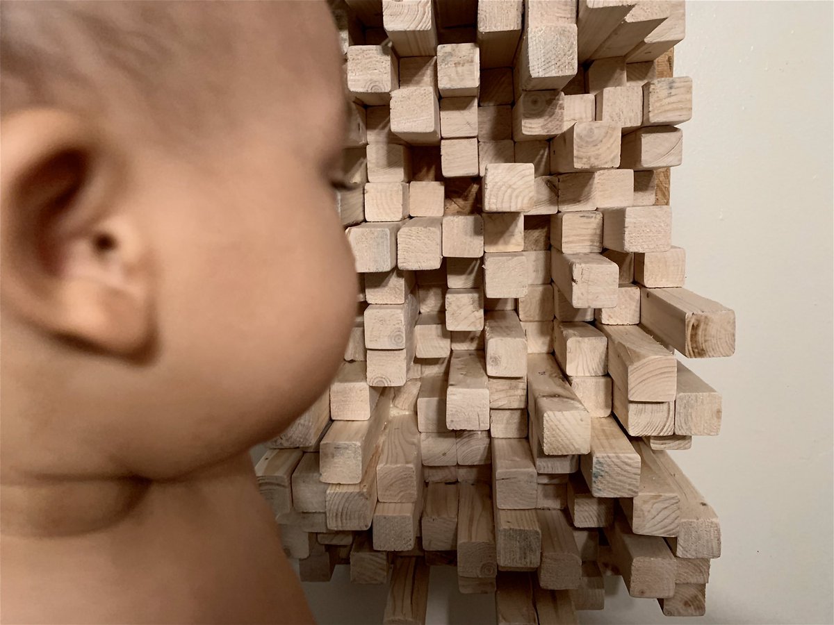 ERRecordings_'s tweet photo. Little man checking out the diffuser. #ERStudios https://t.co/2gHp0XcGga