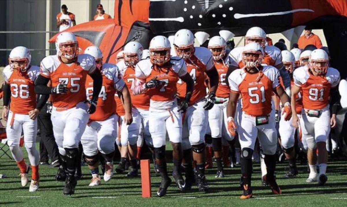 JordanThorne64's tweet photo. Blessed to receive my first offer from East Central University. #TigerNation https://t.co/ozPYwFLRCu