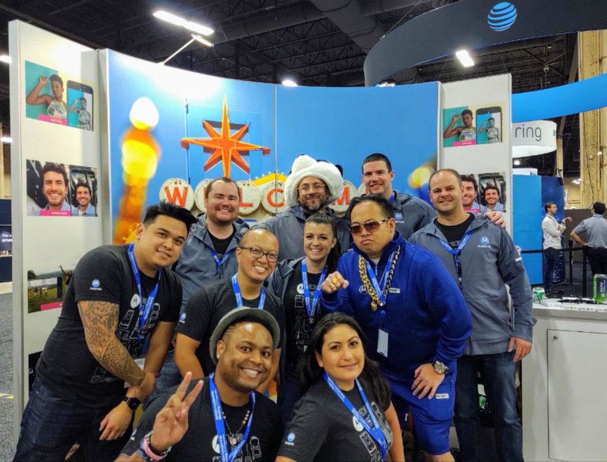 Tony Montez Dodd (@itsmetooony) on Twitter photo Some of my work Family.... The reason I love what I do and why my passion stays strong <a href="/MotorolaUS/">motorolaus</a> the bond stays strong to make sure we leave impacts with the world.
#HLMBB #hellomoto #LasVegas #Motorolans #Technology Some of my work Family.... The reason I love what I do and why my passion stays strong <a href="/MotorolaUS/">motorolaus</a> the bond stays strong to make sure we leave impacts with the world.
#HLMBB #hellomoto #LasVegas #Motorolans #Technology