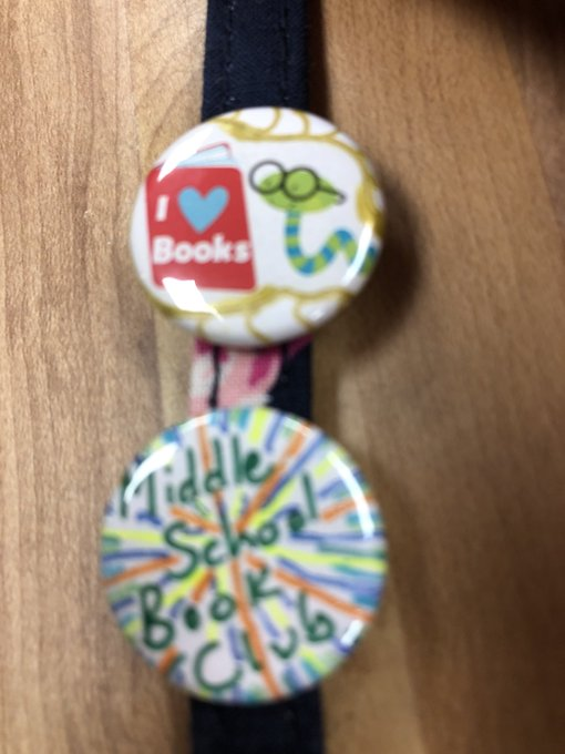 SchLibRI's tweet photo. RT @librarianGMS I loved joining the NEW Middle School #Bookclub! Thanks for inviting me! @esmlibrary #rimsba https://t.co/oCyquUsbi6