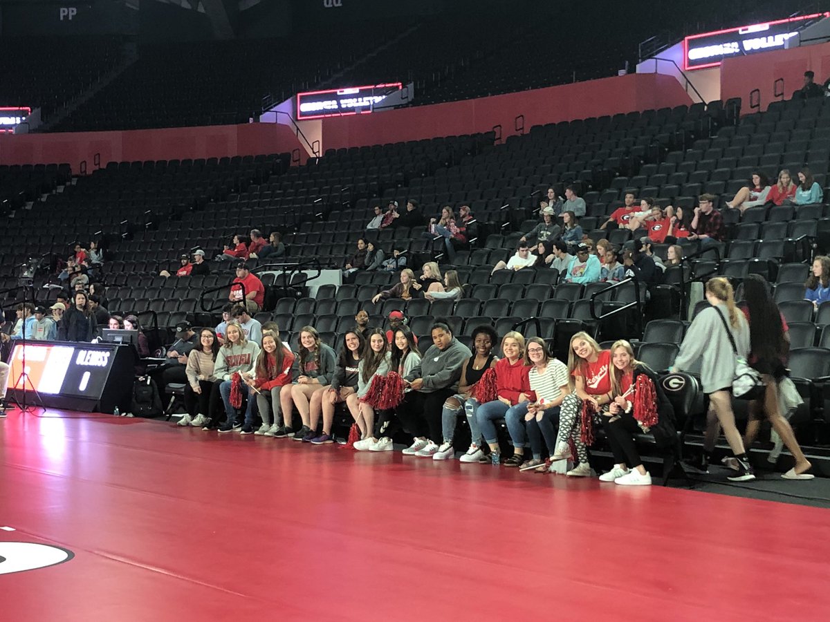 cheevolleyball's tweet photo. Varsity and court side at the UGA volleyball game —— 
Our season may have ended, but the bond these girls have won’t! #family https://t.co/dnadeDJjuU