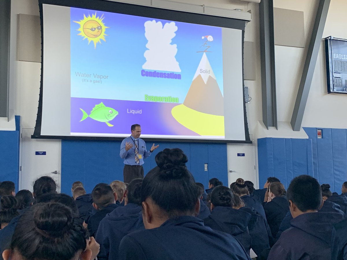 MsStrieks_STEAM's tweet photo. 6th Grade science ❤️learning about weather from KCRA meteorologist Dirk Verdoorn #FSUSD #KCRA @psa_eagles @kcra3dirkverdoorn https://t.co/v0lQg2ZTDq