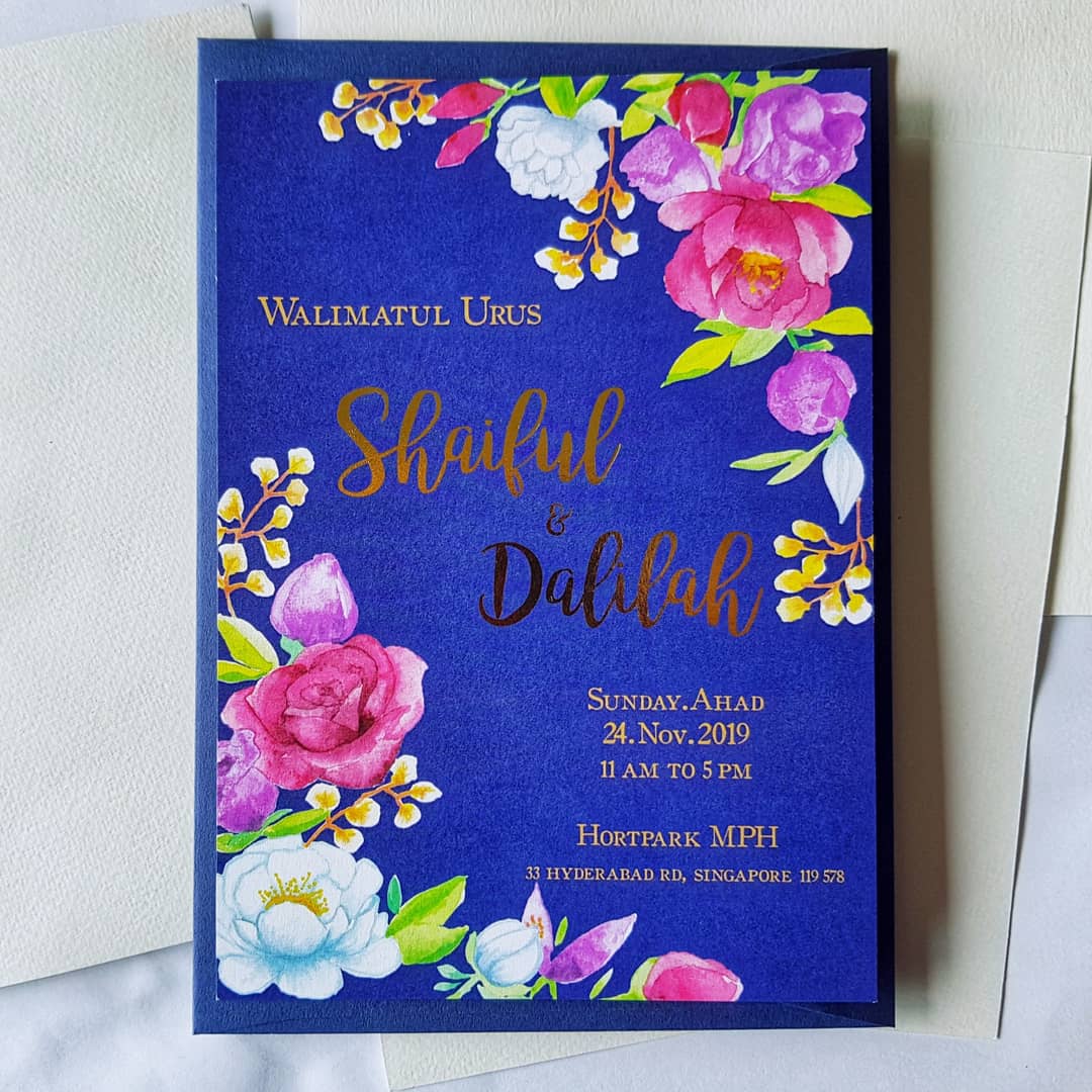 Having the names of the couple in gold is really a great finishing touch and it stands out amidst the darker background!

#onglaiart #ongweiting #floralartwork #weddinginvitation #custominvitation #wedding #weddingartwork #sgwedding #sgbrides #watercolour #gouache #goldfoil
