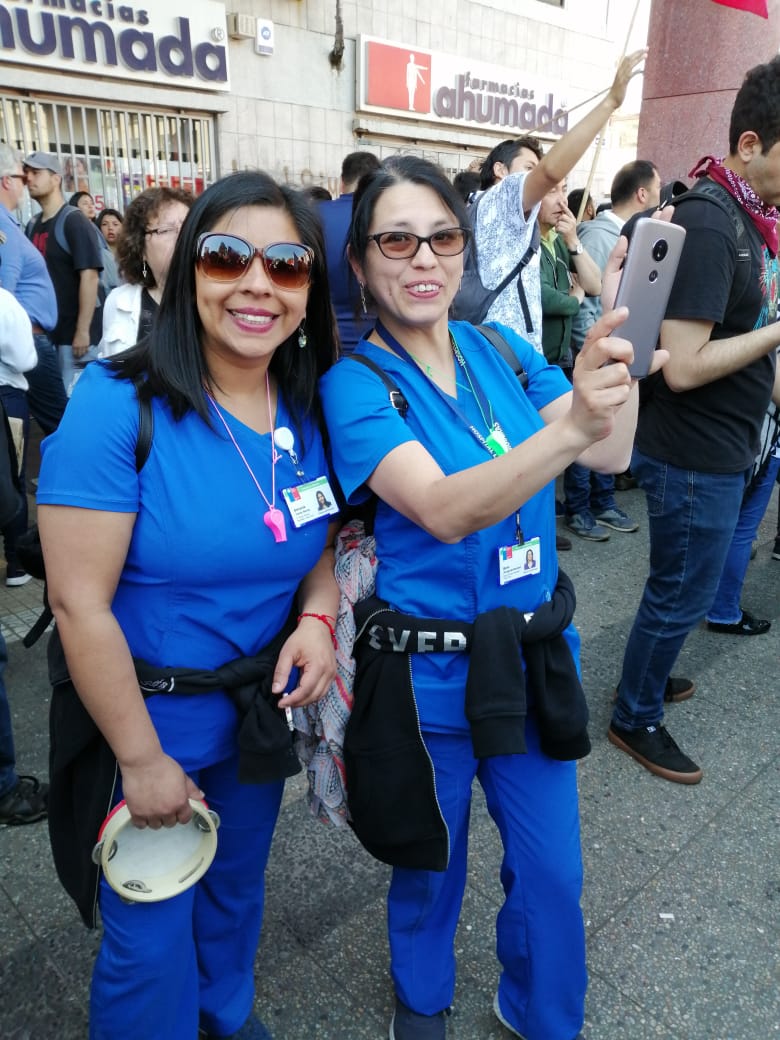 MarTiTaCaro's tweet photo. Hoy en conce #RenuencienTodos !! https://t.co/Sd5xXGENdG
