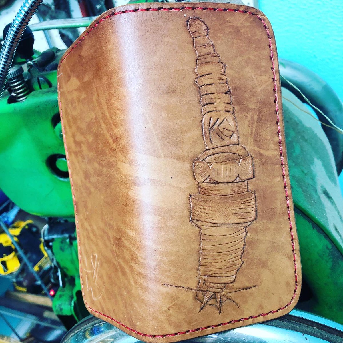 robinsonleather's tweet photo. Custom handmade, hand-stitched leather wallet. #leather #robinsonleatherworks #wallet #handmade https://t.co/OLOidynsaF