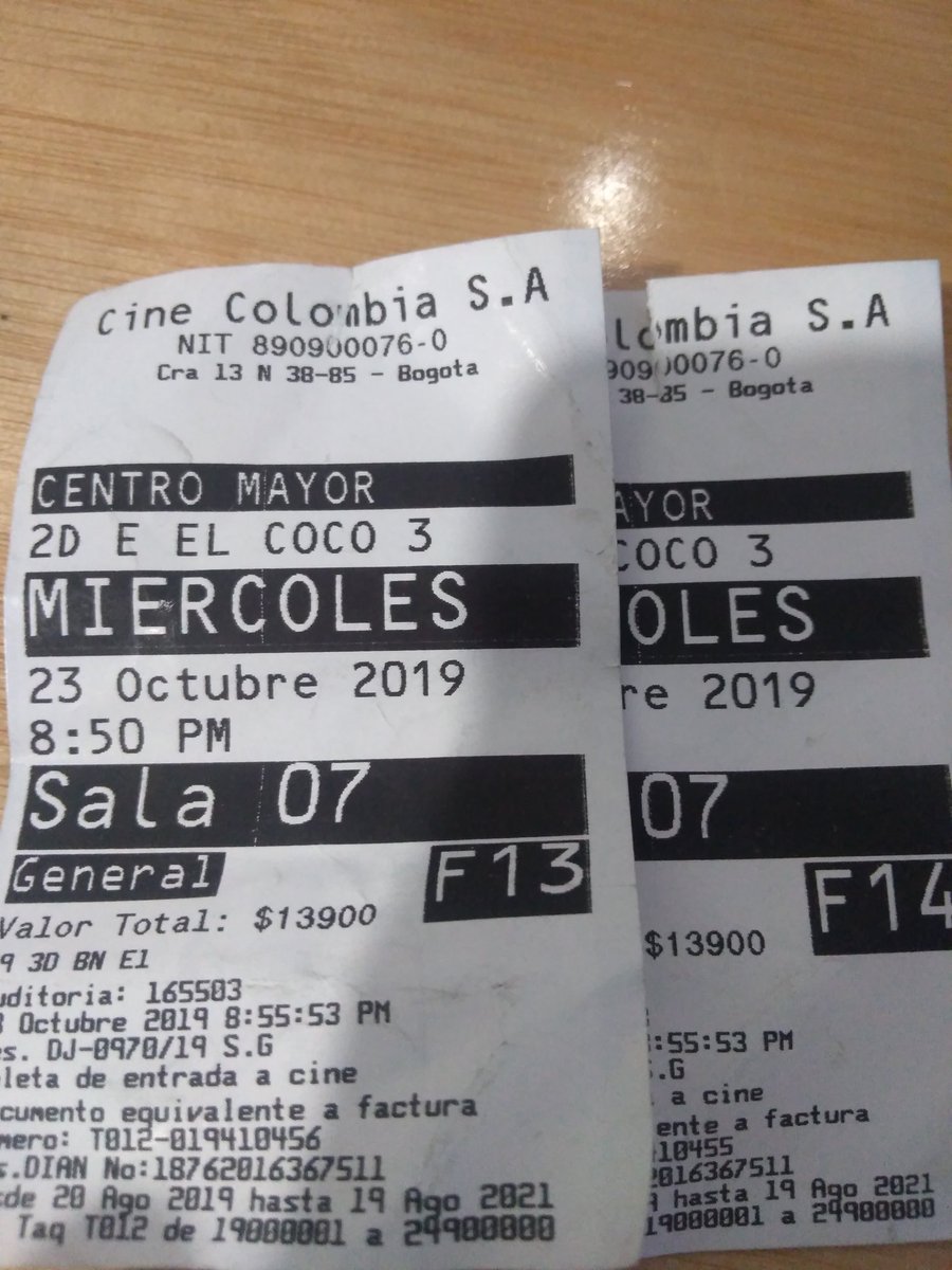 CosmeFulanitoGA's tweet photo. @DonJediondo @PIROBERTAJULIAN @TRIKYHUMOR @boyacoman @1ALEXARESTREPO @elmonosanchezof @VelMariAuxilio @siamesesshow
Que bueno terminar el día en familia y disfrutando de #ElCoco3 Nos divertimos mucho. Gracias por hacernos reír
#ComplicadaLaCosa https://t.co/5eyuf1iNdq