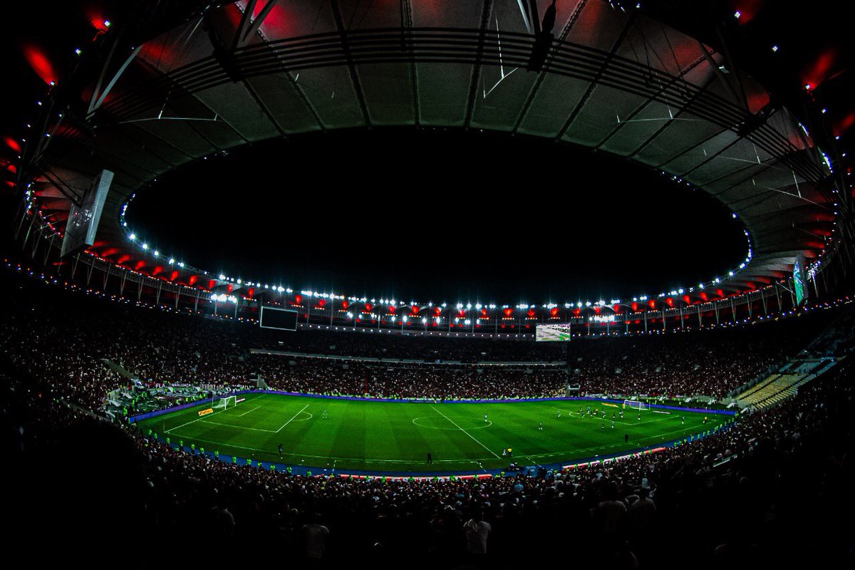 Flamengo's tweet photo. O MAIOR ESPETÁCULO DA TERRA! A MAIOR DO MUNDO NO MAIOR DO MUNDO! #SonhoDaNação 

📸: Paula Reis/CRF https://t.co/l2tKdqbrqu