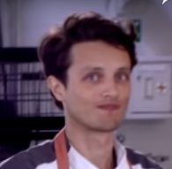 mxnchandre's tweet photo. Por isso amo #masterchef, time vermelho todo o preparo e planejamento, Fábio começa a fazer comentários zuando o time amarelo e no final? 123 votos pro time amarelo e olha a carinha do fábio qd a Ana deu o resultado
#MasterChefARevanche #MasterChef2019 https://t.co/JNPxCk3tmS