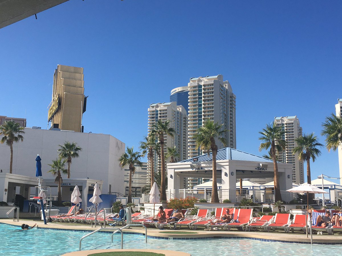 Conference break by the pool! Shhhh! Don’t tell them! #recharge #aect19