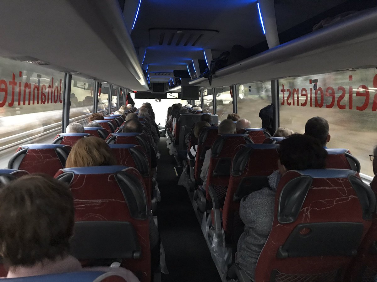 UliFreese's tweet photo. Auf dem Weg nach Berlin: Ein Bus voller politisch interessierter Bürgerinnen und Bürger aus meinem Wahlkreis besucht heute und morgen die Hauptstadt mit Bundestag und Bundeskanzleramt. Heute gehts aber erstmal los in der Landesvertretung des Landes #Brandenburg. #bpafahrt https://t.co/TTFTL0HbGc