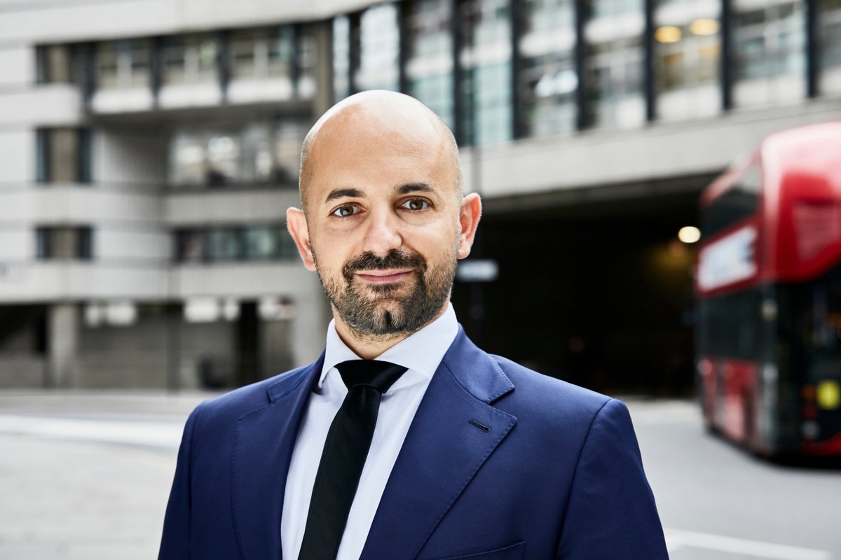 Dubai_Bayes's tweet image. Meet Dr Paolo Aversa, Senior Lecturer in Strategy and @cassbusiness' resident expert on the business of #F1. 
bit.ly/2Whkp6A #Formula1 #CassExperts