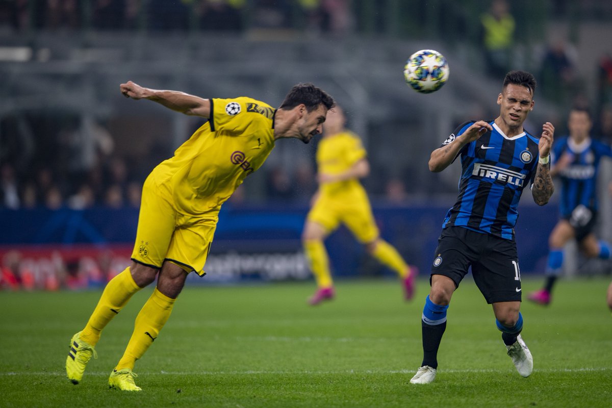 fifacom_de's tweet photo. "Wir hatten guten Ballbesitz im Mittelfeld, hatten auch Phasen, in denen wir Inter hinten reindrücken konnten, haben aber deutlich zu wenig Chancen kreiert."

#UCL #INTBVB https://t.co/RNJLkN8Eb7