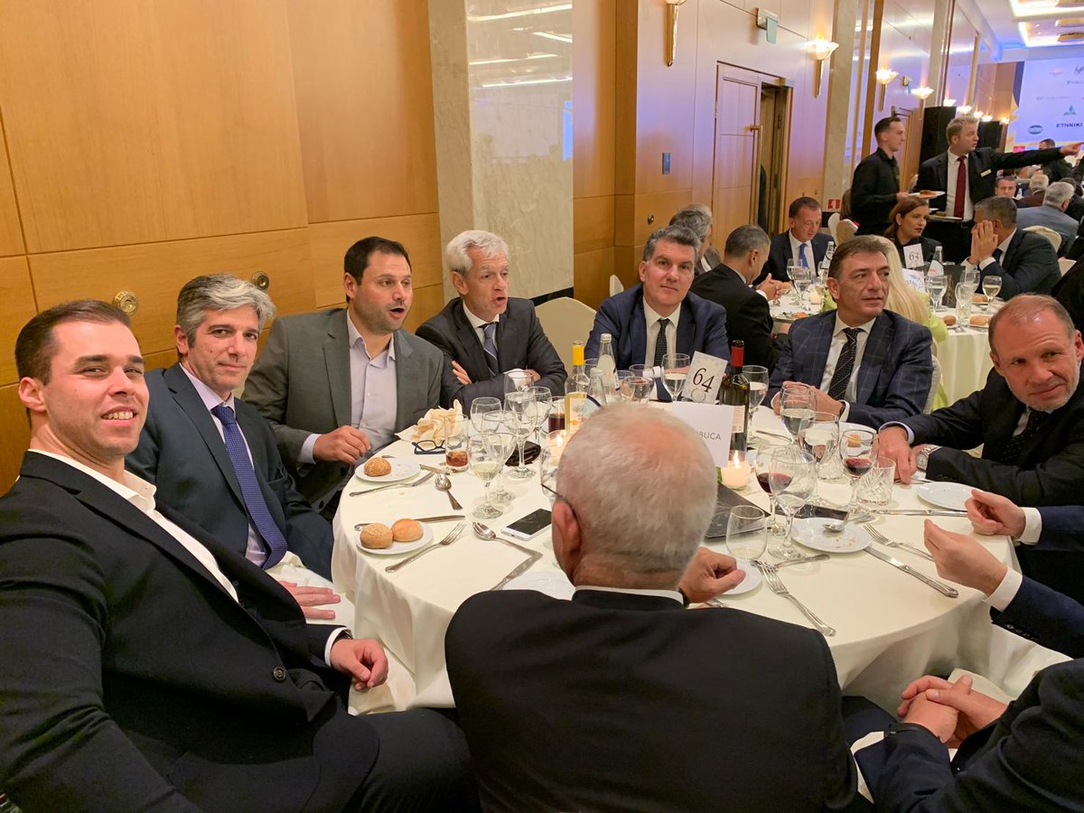 pobuca_cx's tweet photo. It was a special privilege for #Pobuca to attend the Prime Minister’s Gala Dinner, be among political, business and academic leaders and participate in a discussion about decisions, risks, potential and disputes at all levels.
#digitaltransformation #thoughtleadership https://t.co/6tYiCbD3ID