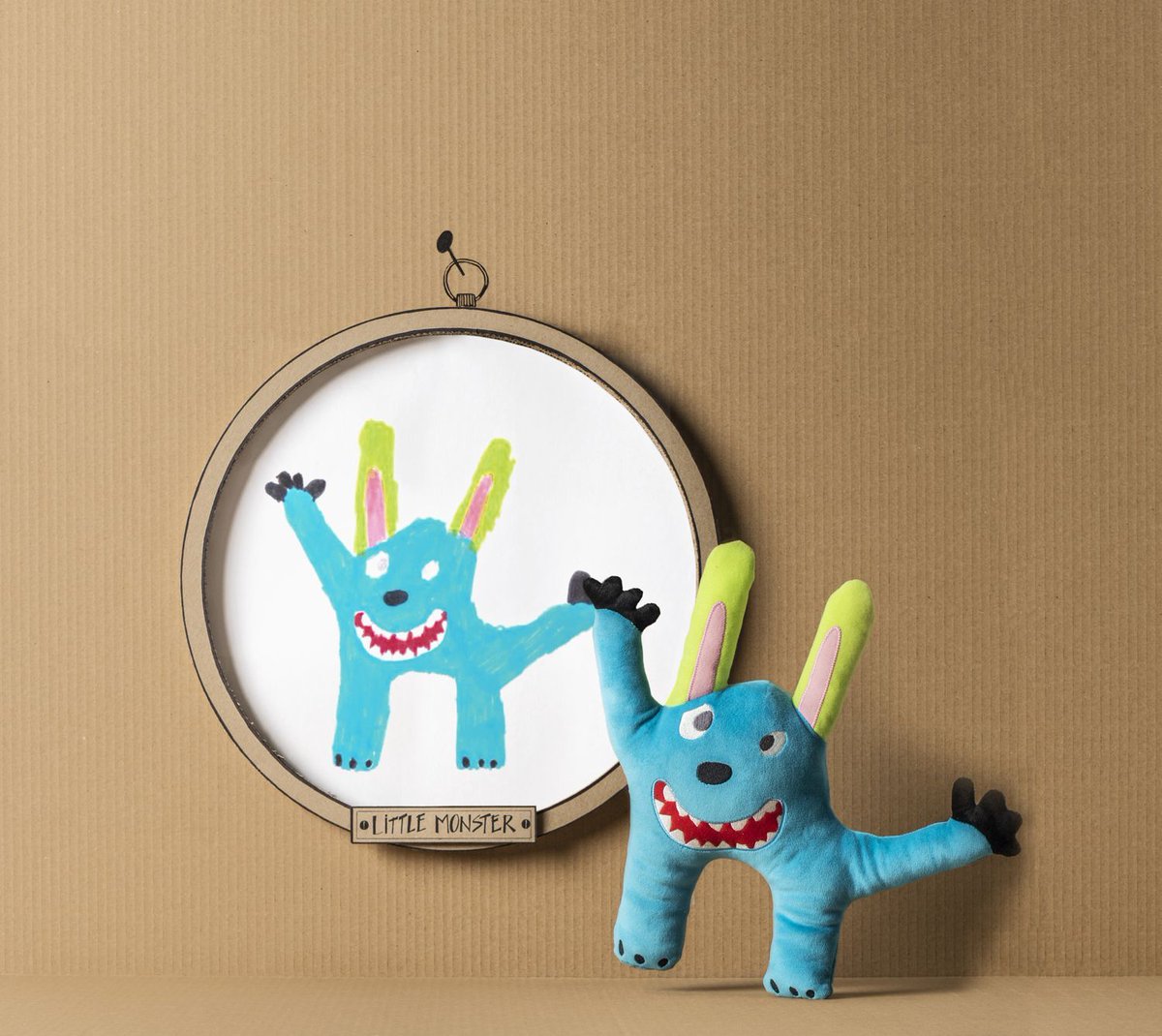 virginiagarnie's tweet photo. IKEA presenta su nueva colección de peluches solidarios diseñados por niños https://t.co/LHEk03Wnyp vía @LaCriaturaCreat #Ikea #SAGOSKATT #peluchesSAGOSKATT #peluches #LetsPlayforChange #diseño #creativo #creatividad #solidaridad https://t.co/WMQFzJXYN1