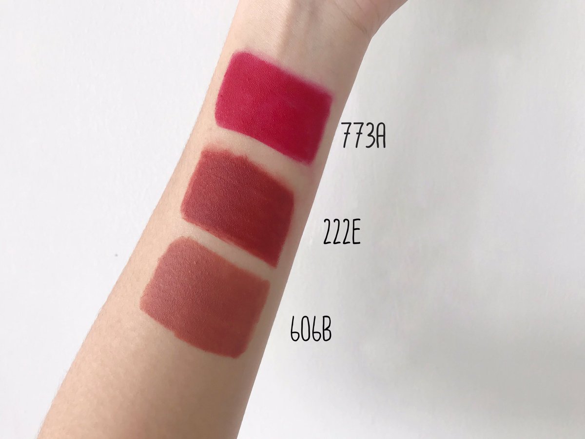 ttarntalzonel's tweet photo. เพิ่งได้ลองลิป Wet n Wild ตัวใหม่เนื้อลิปทาง่ายนุ่มกว่ารุ่นเก่า ติดทนปานกลาง ชอบตัวแพคเกจมากพกพาง่าย ฝาไม่แตกเหมือนรุ่นเก่า เราชอบคือ 222E สีแดงตุ่นๆอมส้มอิฐเข้าได้กับทุกสีผิวเลย ตัวไฮไลท์สีใหม่ก็สวยผิวเงาตาแตกมา��� สี E333B ราคา 390 ฿ส่วนลิป 199 ฿เท่านั้นน #ไว้รีวิวห้ามขายของโว้ยย https://t.co/vdRMOpdCQM