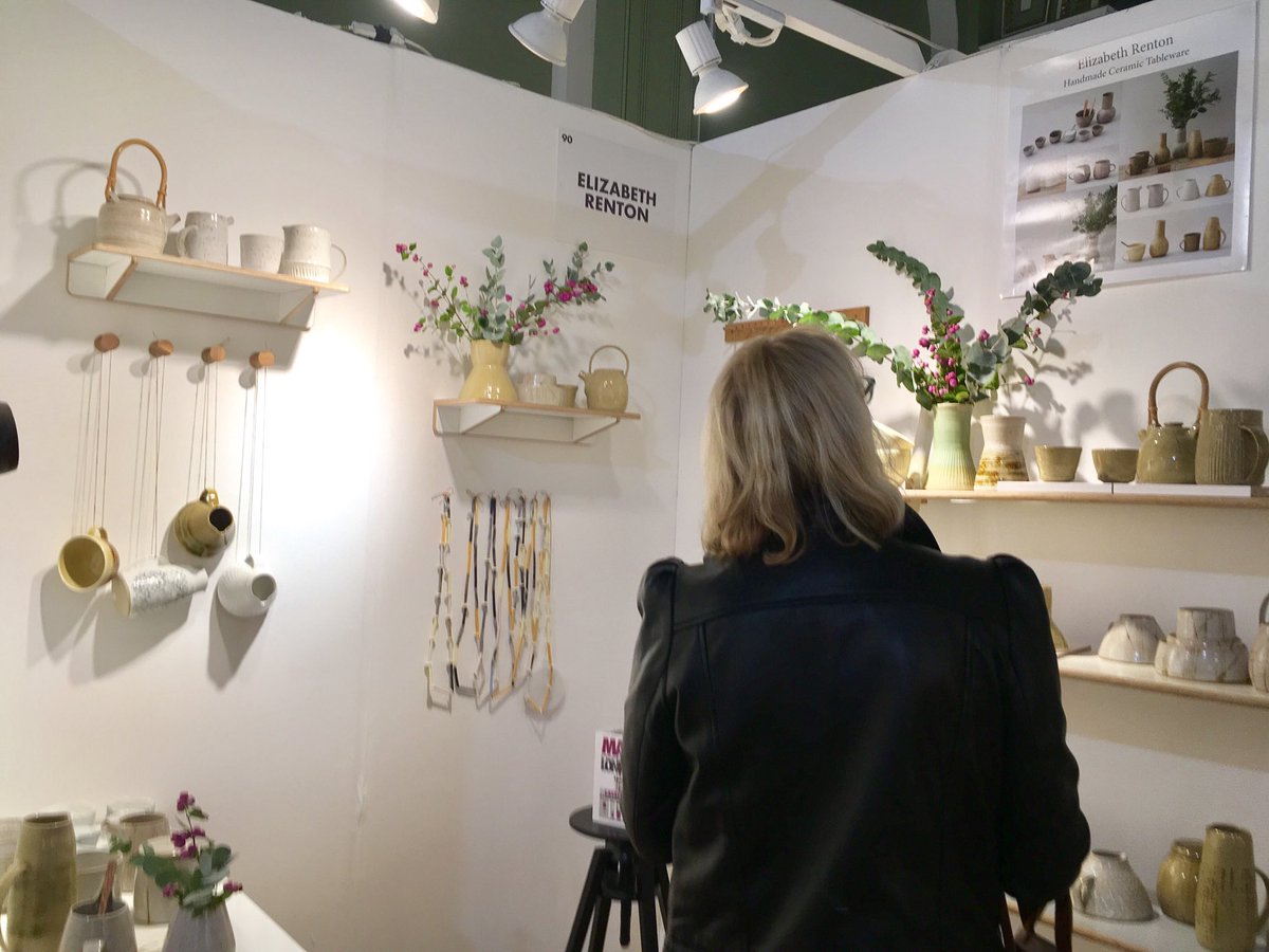 Elizabeth Renton tweet media