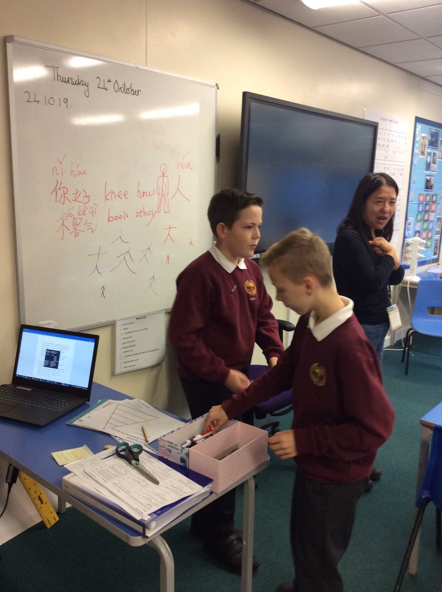 Wheatlands_Sch's tweet photo. Year 6 learning about the Chinese culture by practising Mandarin Chinese with Maya from the @InfoTCCE https://t.co/m6uF0vghDG