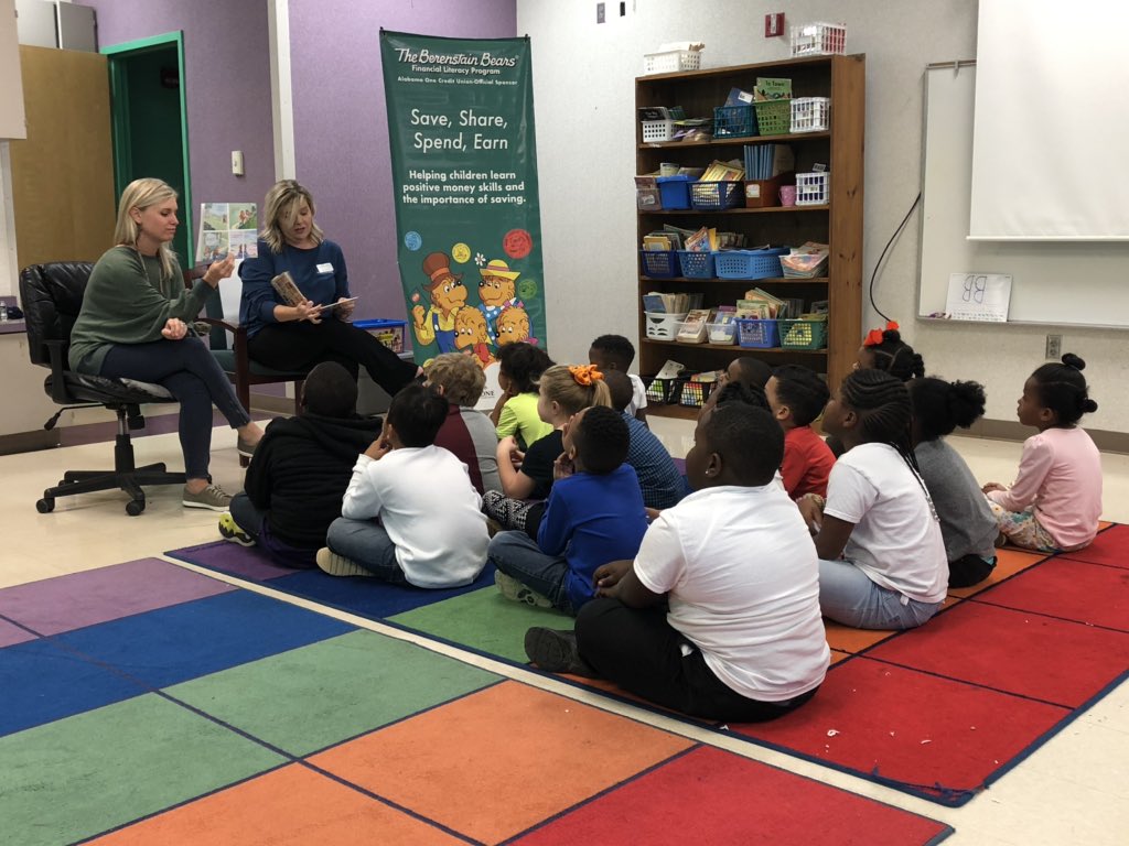 alnickrose's tweet photo. Thank you @AlabamaOne_CU for coming out and presenting the Berenstain Bears Financial Literacy lesson to @TaylorvillePri1 first grade students! Thanks, Mrs. Starnes for facilitating &amp; Tanya Winstead from AOCU!  #FinancesInFirst #TCSSLearnGrowAchieve https://t.co/cHXCLUaPfG
