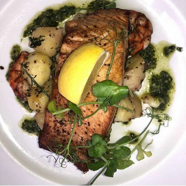 We’ve just had our breakfast, but we’re lusting over these new mouth watering dishes now available <a href="/crownsceptrew1/">Crown & Sceptre W1</a> 😋
.
.
.
.
.
.
#fitzrovia #london#crownsceptre #londonpubs #loveourneighborhood #london ift.tt/2BB1FW7