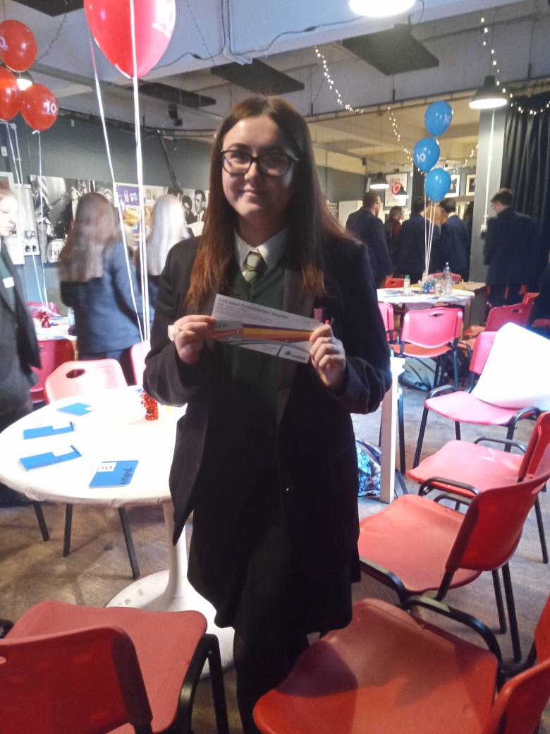 Translink_NI's tweet image. #TYF10  @Wellington_BT7 St Patrick's Academy Lisburn #PathwaysProject @MethodyBelfast @VCBTweets @St_Malachys are talking about 🚍 🚉 this morning @NIYF