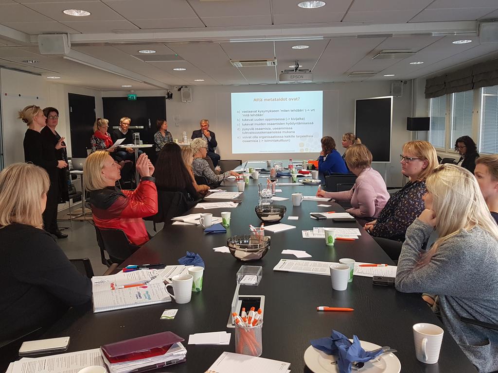 #metataidot vastaavat kysymykseen 'Miten tehdään' (vrt. 'Mitä tehdään'). #MeTaitajat - hankkeen loppuseminaarissa pähkäillään tulevaisuuden työelämätaitoja. <a href="/Keva_fi/">Keva</a> <a href="/Uudenmaanliitto/">Uudenmaan liitto</a> #työelämätaidot
