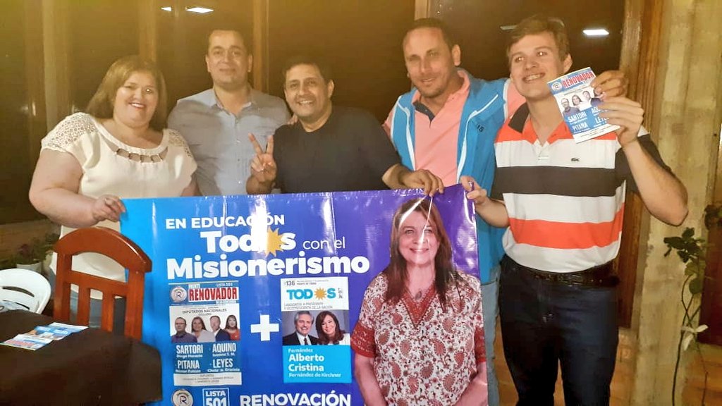 Ayer <a href="/ADOMIS_Misiones/">ADOMIS_Misiones</a>
acompañó reunión con directores, profesores, maestros, <a href="/maidanamis/">Mauricio Maidana ⭐️⭐️⭐️</a> y el intendente Irigoyen #guillermofernandez  #Tod☀️s con el misionerismo💪💪
#CortaConCorta