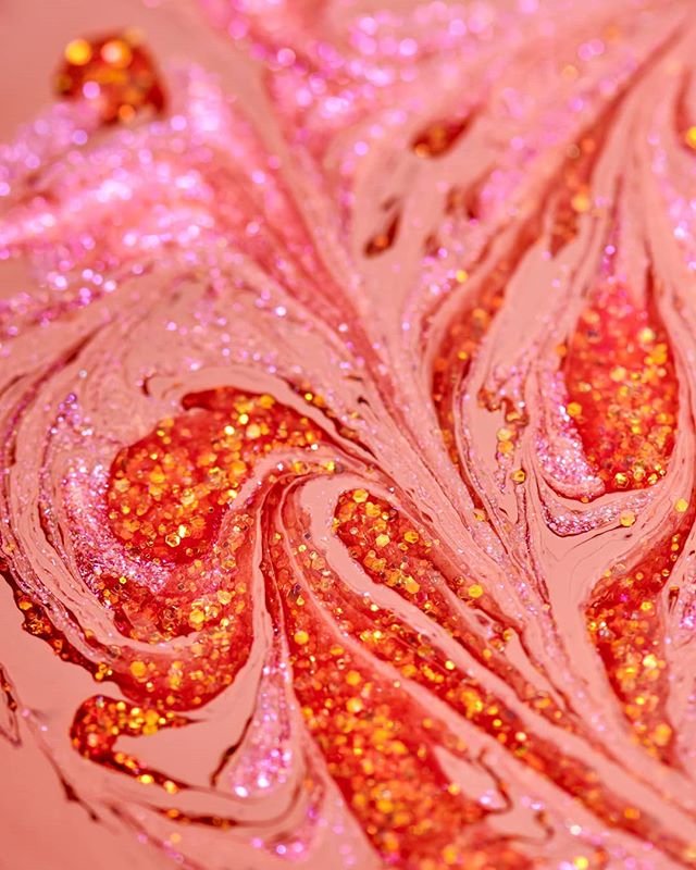 ciatelondon's tweet photo. Currently mesmerised by this polish spill form our #MiniManiMonth 2019 💝✨ #ciate https://t.co/vWYsnfRzdF