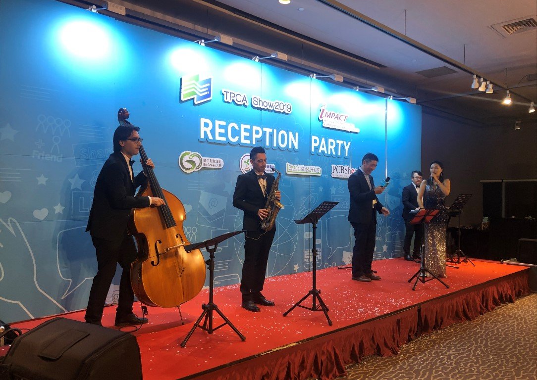 KROENERT_B2B's tweet photo. Experts from all over the world joined for the internat. Conference for #PrintedElectronic - taking place in Taipei from 23 - 25 Oct. KROENERT showed it´s experience about R2R processes for Printed electronic with a presentation from Andrea Glawe at the well visited venue #ICFPE https://t.co/NwTSM0mjW4