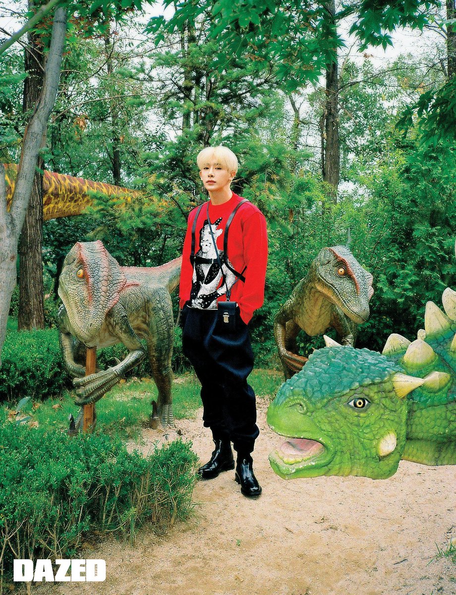 OfficialMONSTAX's tweet photo. [#MONSTA_X]
#몬스타엑스 #원호 
#데이즈드코리아 와 함께 한 하루

#DAZED #DAZEDKOREA 
#MONSTAX #WONHO
@DazedKorea https://t.co/ItcsWJlsvB
