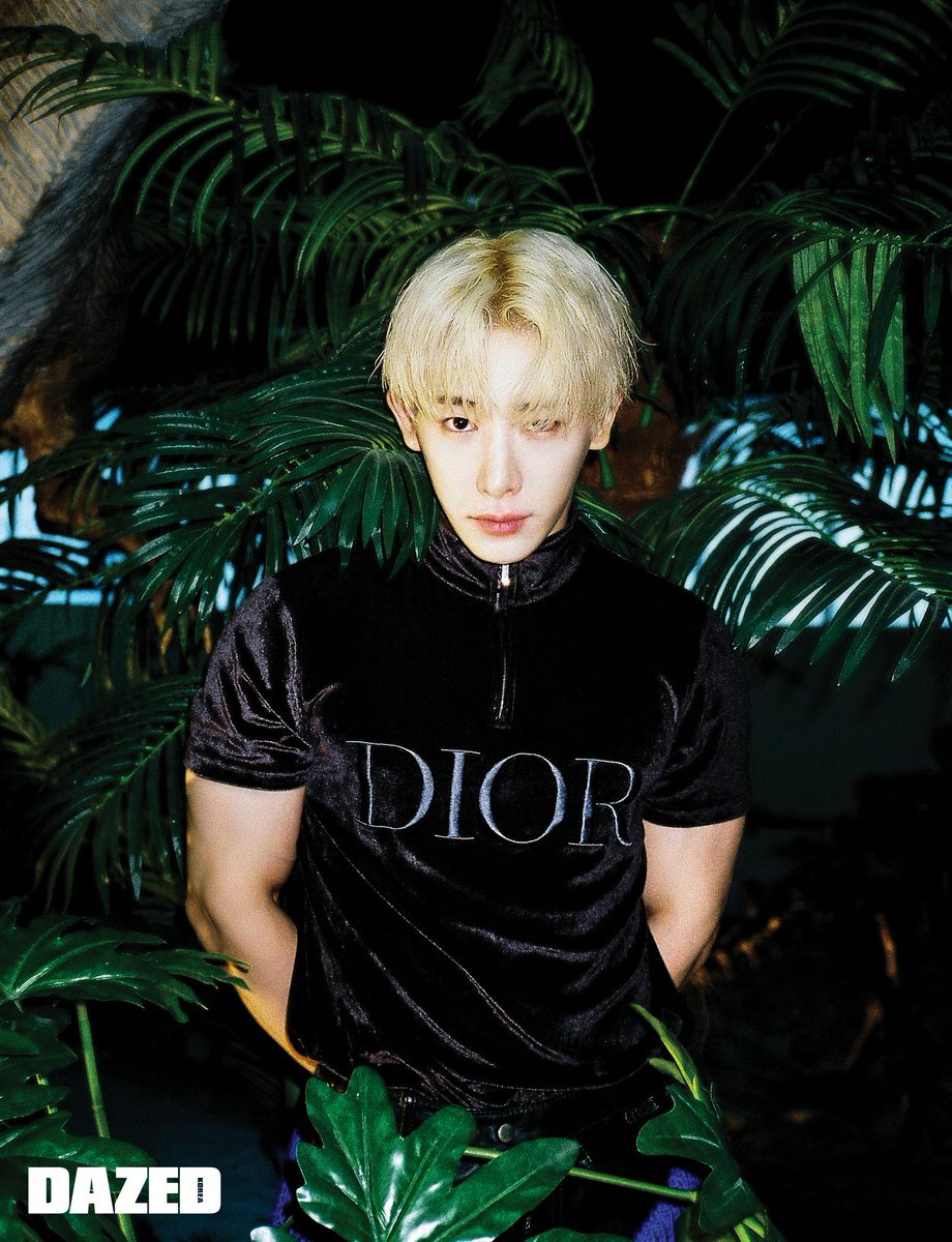 OfficialMONSTAX's tweet photo. [#MONSTA_X]
#몬스타엑스 #원호 
#데이즈드코리아 와 함께 한 하루

#DAZED #DAZEDKOREA 
#MONSTAX #WONHO
@DazedKorea https://t.co/ItcsWJlsvB