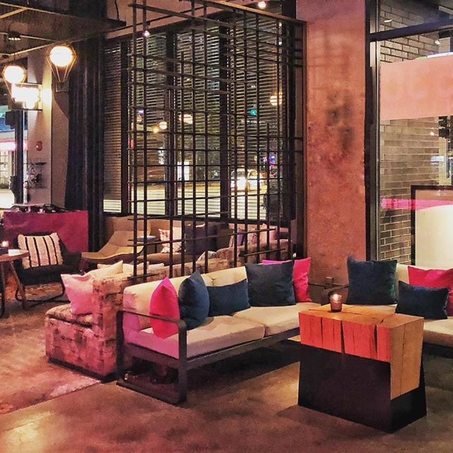 sarahesmallwood's tweet photo. Moxy Hotel - Chicago. Checking out the scene @moxychicago and loving the fact they have @lisafrank puzzles in the bar! #funandgames #eighties #punchofpink #rivernorth #chicago #screenwall #industrialstyle #hospitalitydesign #interiordesign #hoteldesign… https://t.co/YNKHF4ozC0 https://t.co/3c1ZWI1i2M