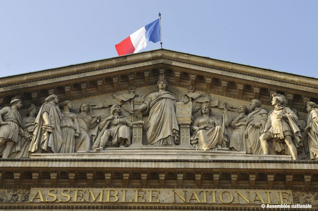 Les12eme's tweet photo. Visite de l’assemblée nationale https://t.co/KW6rRUDlIj https://t.co/7XbcUBS1be