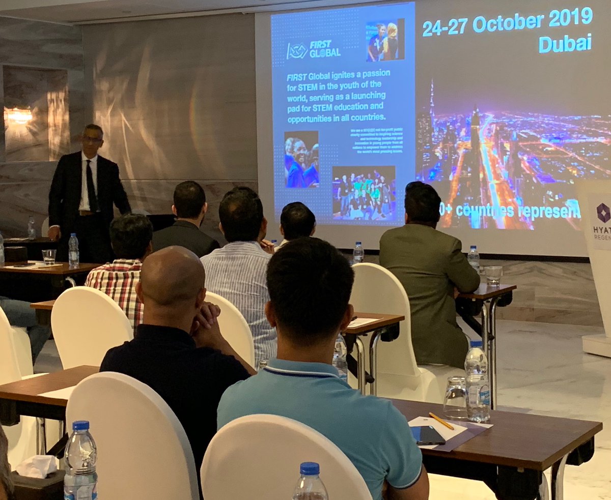marieplanchard1's tweet image. Supporting students in #STEM ⁦@suchitjain⁩ presents on #FGCDubai2019 to UAE industry leaders ⁦@SOLIDWORKSedu⁩ supports #workforceofthefuture