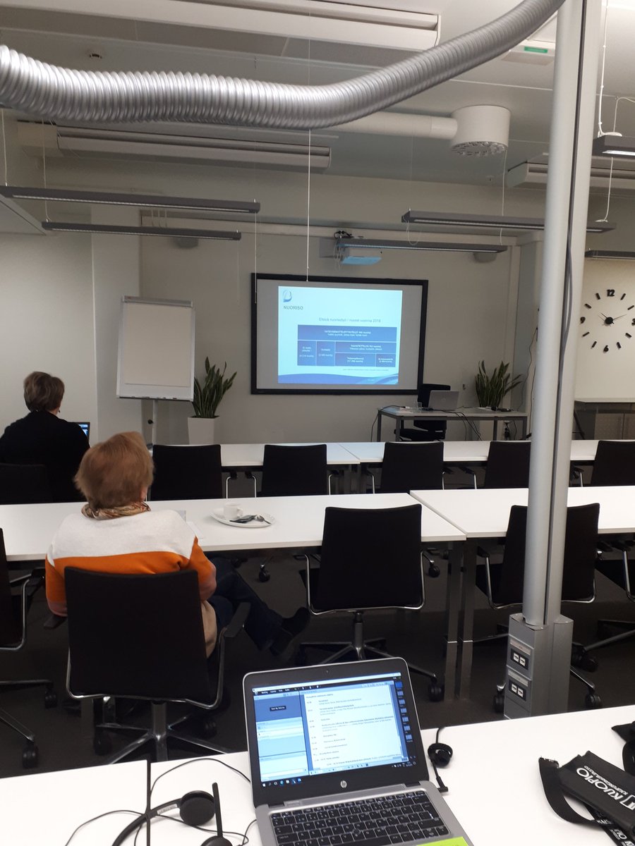 AKuopio's tweet photo. Osa Savon AKElaisista on tänään Kuopion Technopoliksessa AVIn järjestämässä hankeaiheisessa yhdistetyssä kisakatsomo-koulutuksessa. Yleisten kirjastojen hankehaku on tänä vuonna 28.10.-2.12. https://t.co/4YkVv8sl1Y