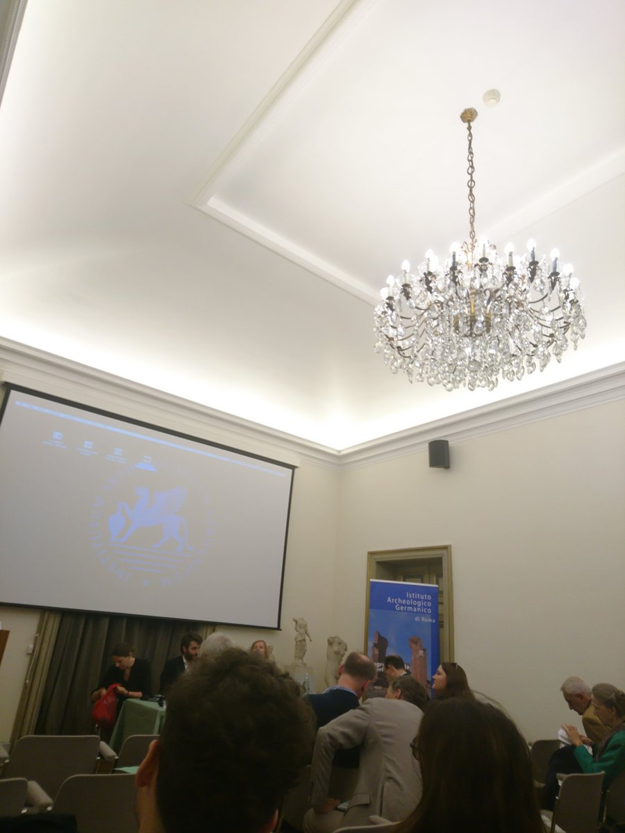 Steph_goncalv's tweet photo. 2ème jour du colloque Model Rome, à l'institut archéologique allemand. Je présente ma recherche sur Maya Plissetskaya à Rome, commencée en 2015 à l'Academia Belgica #modelrome #dhi https://t.co/RmGo5r54AT