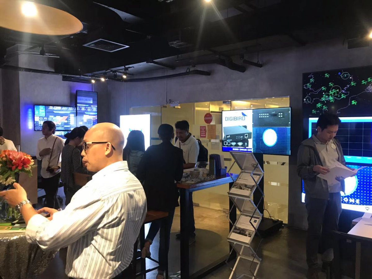 digibirdtech's tweet photo. Oct. 24: #DigiBird is showcasing at local seminar in Manila, the Philippines. #videowallcontroller #videowall #controlrooms #digitalsignage https://t.co/rBhxXyf90K #avtweeps @FilNipponTech https://t.co/tVpE8cCwMT