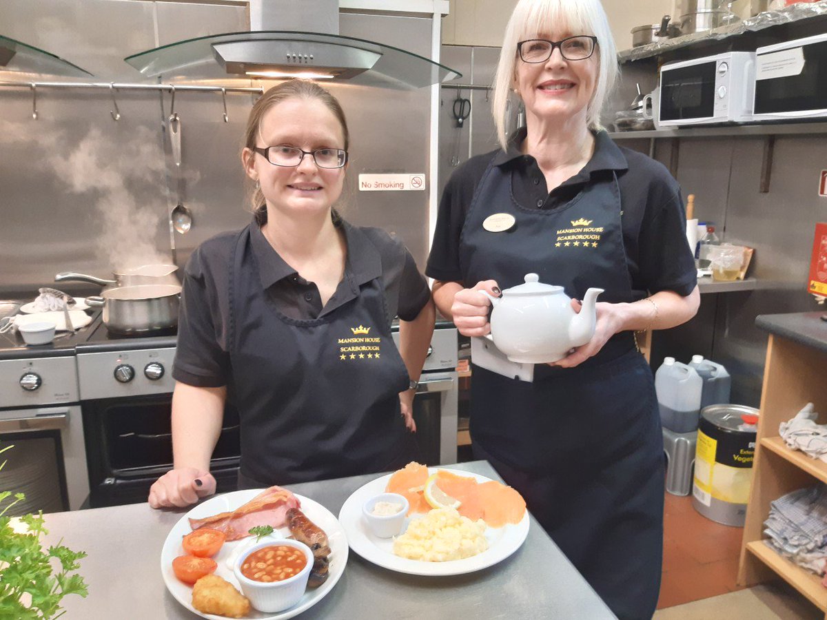 Mansion51774089's tweet photo. This is what you could be having made by these two beauties 💕
#scrummybreakfast #fullenglish #salmonandscrambled Discover Yorkshire Coast Yorkshire Coast Radio 🥓🥚☕❤️ https://t.co/WwVfMnYnjb