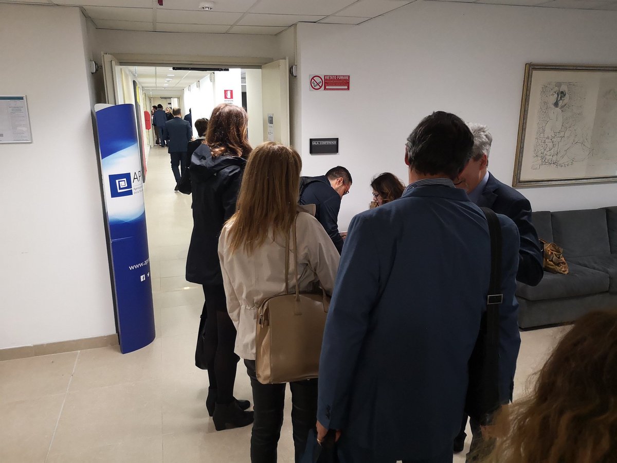 ddmartinis's tweet image. Getting busy... Registration and welcome coffee. #HorizonEU #implementationstrategy #workshop #Roma @MiurSocial @APREh2020 @A_Panagopoulou @FP9_EU @HorizonMagEU