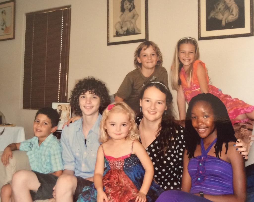 ZakesvanTonder's tweet photo. Family❤️🖤 https://t.co/3R4AzePx28