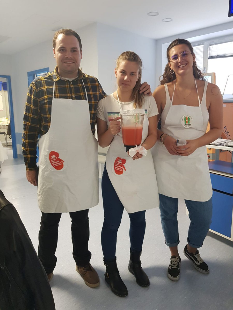 Ayer día 23 de octubre se volvió a impartir el taller de "merienda en hemodiálisis" en la sala del Hospital Universitario Virgen de las Nieves (Granada). <a href="/hospital_hvn/">HUVN</a> 
Aquí dejamos algunas de las fotillos. 
¡Esperamos que os haya gustado!.