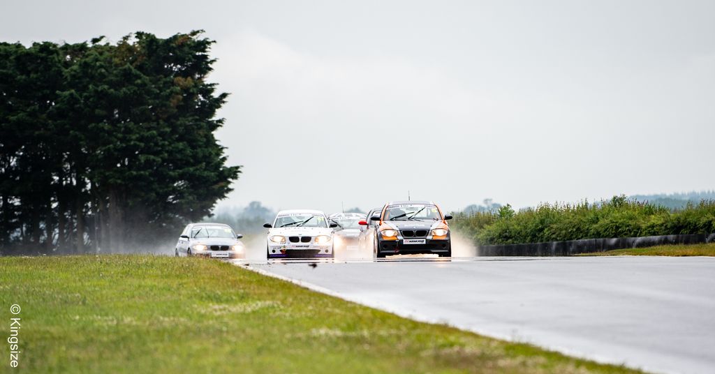 THIS WEEKEND!!! Team BRIT will be taking part in the Birkett 6HR Relay ! Last race of the year so hoping for a result! If you'd like to watch live, you can follow on YouTube! Race starts at 11.45am - be there!! Photo credit - Kingsize Photography. 

buff.ly/2pNlBCe