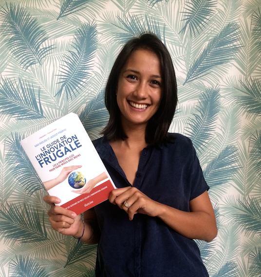 _plastif's tweet photo. 🙌[REMERCIEMENT]🙌
Un grand merci à @NaviRadjou d'avoir mentionné @_plastif dans son nouvel ouvrage « Le guide de l’innovation frugale : les 6 principes clés pour faire mieux avec moins ». 
Fières d'être représentés aux côtés d'entreprises innovantes et éco-responsables  💡♻️ https://t.co/OXwQK9J5nb