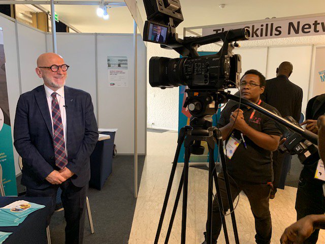 cned's tweet photo. Michel Reverchon-Billot, directeur général, et Lionel Madec, directeur commercial du CNED participent au salon @eLAconference organisé à #Abidjan jusqu'au 25 octobre. 

Retrouvez toutes les informations sur le salon ici ⏩ https://t.co/L4kFu14Kni #foad #elearning https://t.co/jIKWMAkrPV