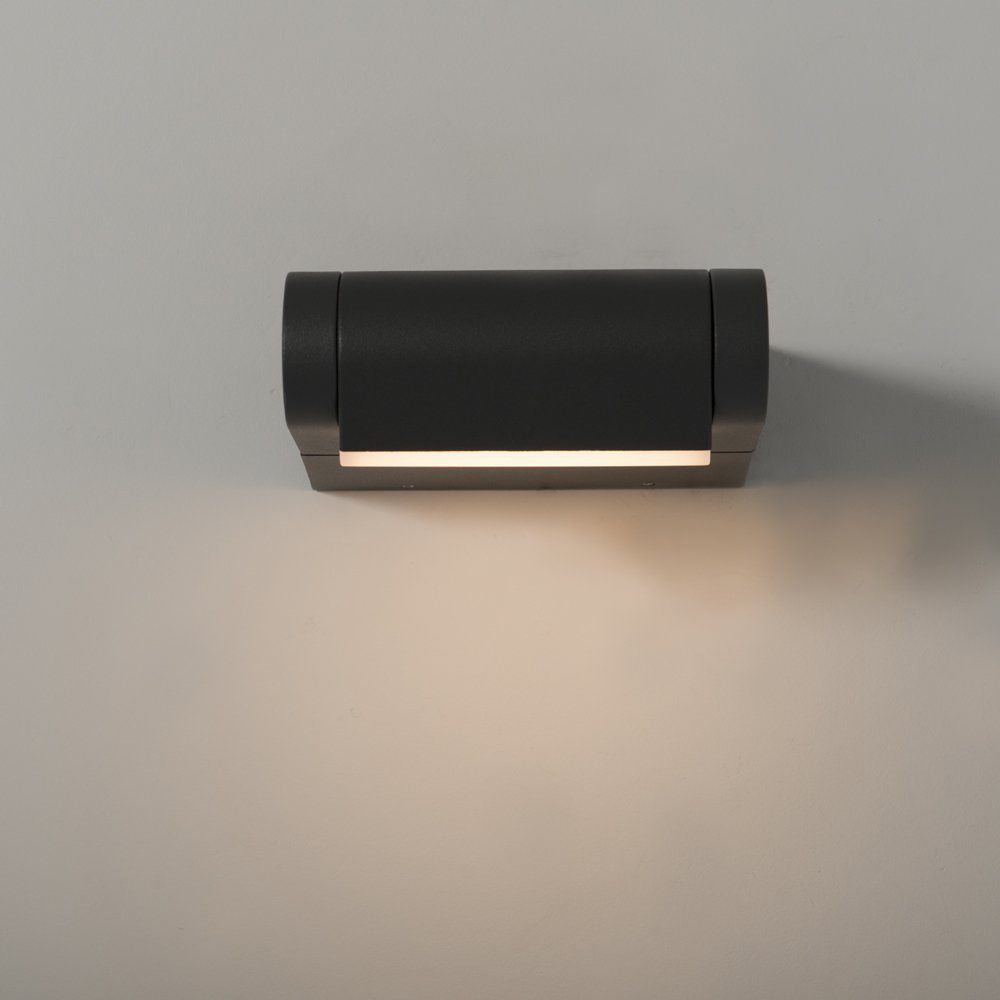 KSRLighting's tweet photo. KSR1908 used by @KeswickBrewery to achieve this look! #KSRLighting #happycustomer #Exteriorlighting #ThursdayMotivation https://t.co/UFvWJ2e6jw