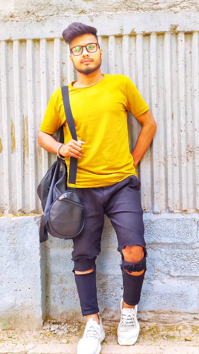 mr___brock's tweet photo. #Frankfinn😎 #ShootOut #ModelOfTheDay 🤟#mr_brock_10 #team10 #keepsupporting #all #lv #u #kbye https://t.co/TTt4E1gTHt