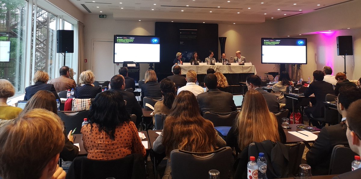 RitaPaukste's tweet photo. Scales/network effects and theory of harm in dynamic markets discussed by the first panel @CompPolicyInt and @lexxion @CoRe_blog conference in #Brussels. #mergers #Competition #competitionlaw #markets #dynamicmarkets https://t.co/orcFL9RI0E
